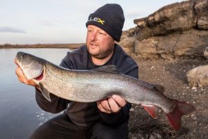 Oost Mongolie, Tight lines (39)